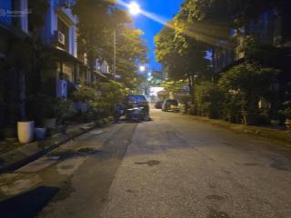 Chủ thiện chí bán, giảm chào 5 tỷ hãy còn tl.giá quá tốt.phân lô, biệt thự hoàng hoa thám, đẳng cấp