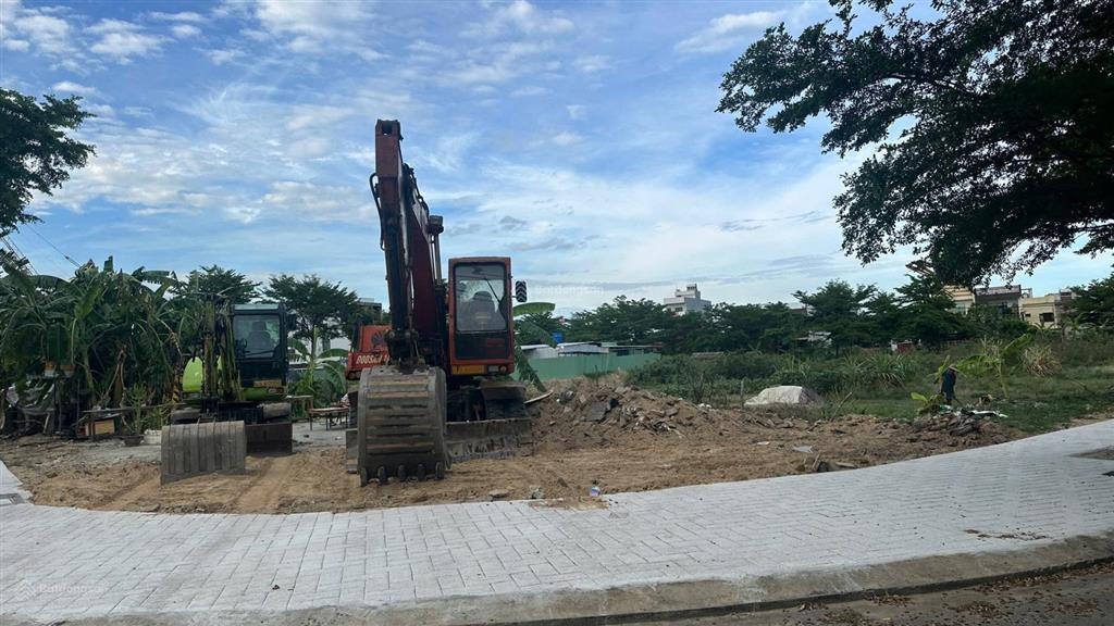 Sụp hầm cần bán gấp lô trần quốc vượng kd rẻ hơn thị trường gần 2,5 tỷ. đường 7,5m lề 5m bao đẹp.