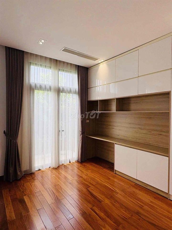 BIỆT THỰ  VINHOMES - KHU NGUYỆT QUẾ
