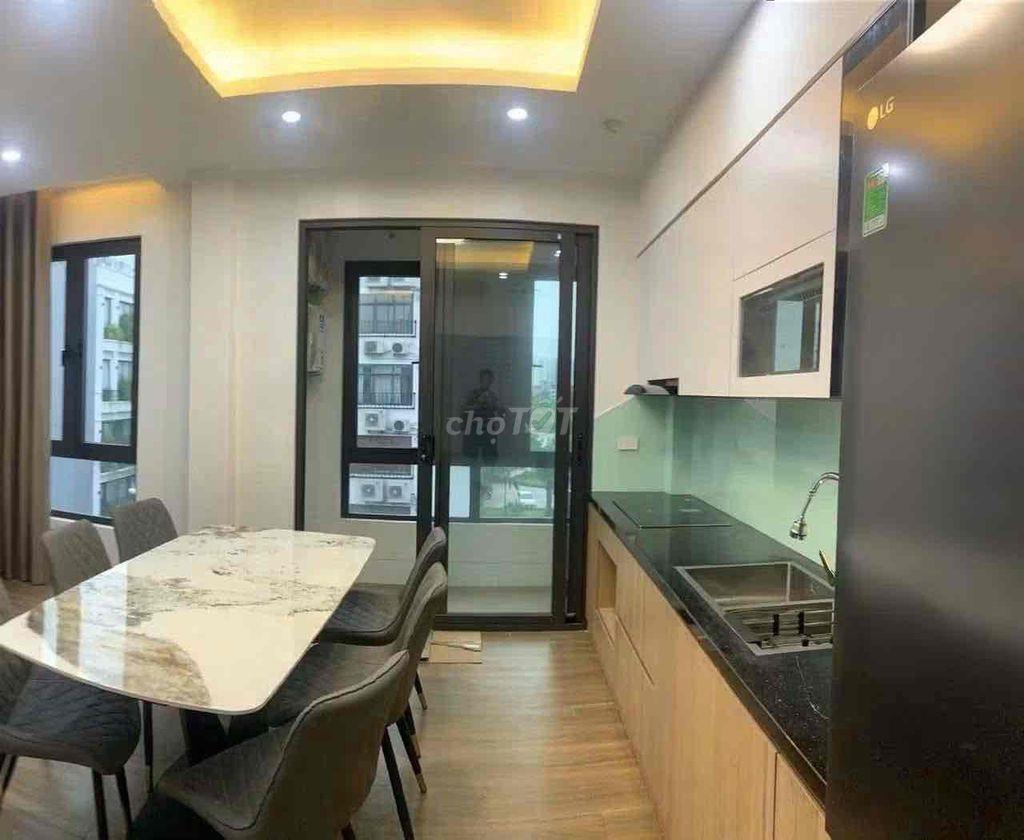 TĐC NGỌC THUỴ - CHO THUÊ CĂN CHUNG CƯ 2 NGỦ + 1 KHÁCH NỘI THẤT XỊN MỊN