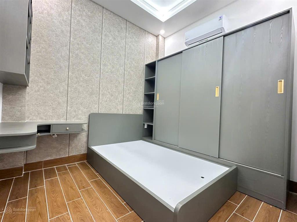 Bán nhà 1 trệt 1 lầu 1 tủm tặng full nội thất thuận an,bình dương giá tốt