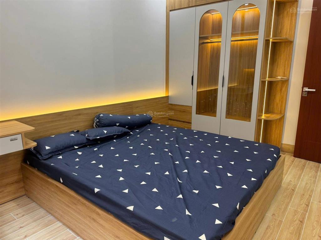 Bán nhà 1 trệt 1 lầu tặng full nội thất,sổ hoàn công tthc tân uyên,bình dương giá rẻ