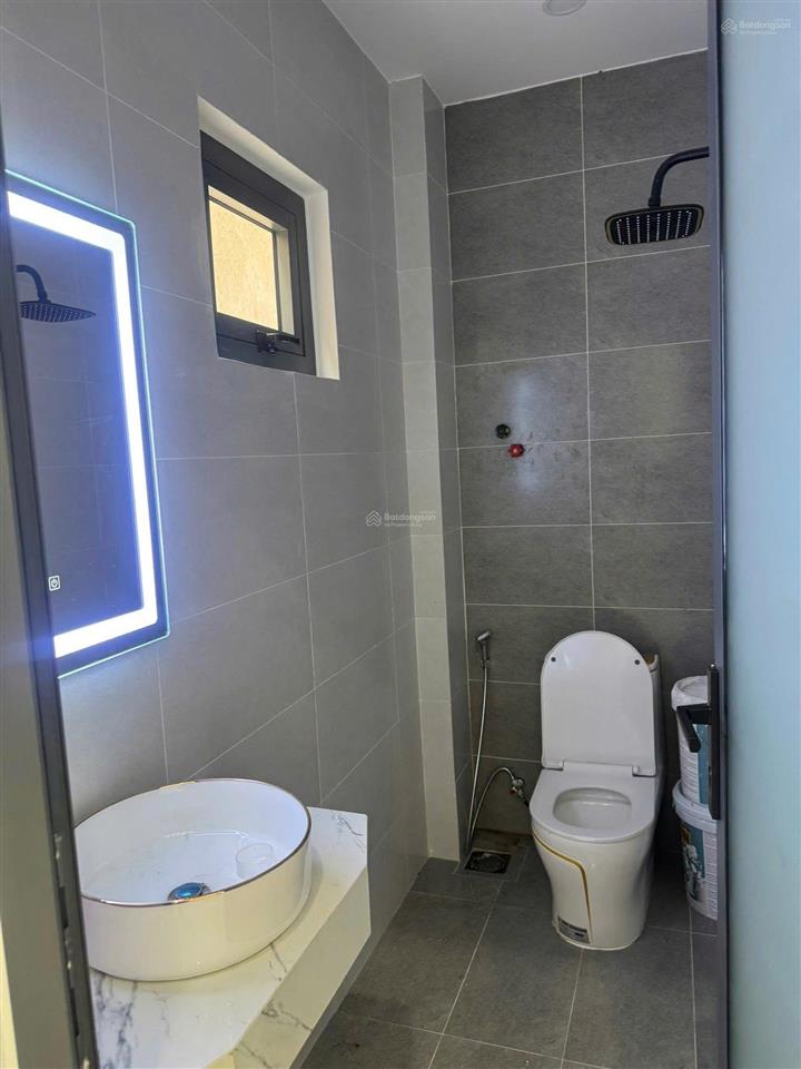 Bán nhà 1 trệt 1 lầu tặng full nội thất,sổ hoàn công tthc tân uyên,bình dương giá rẻ