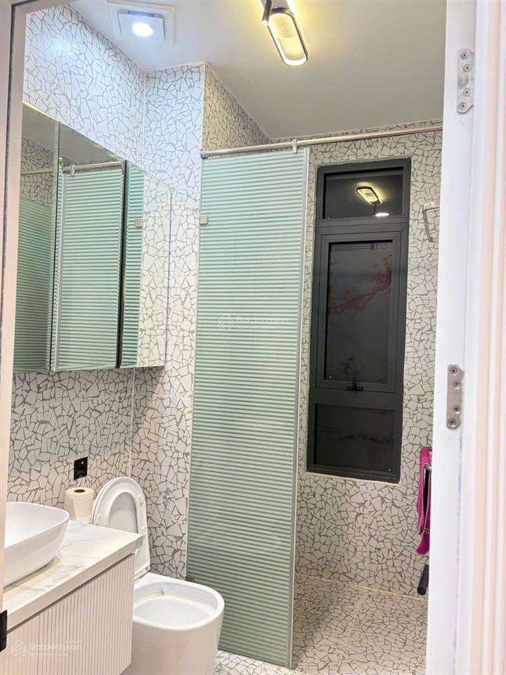 Bán gấp căn biệt thự vườn 1 trệt 2 lầu rẻ nhất khu verosa khang điền, quận 12, tp.hcm