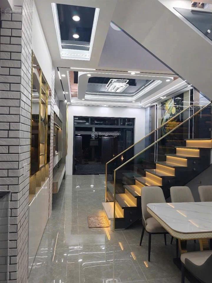 Nhà sổ riêng 2 tầng 127m2 ,tặng full nội thất, giá rẻ nhất khu vực