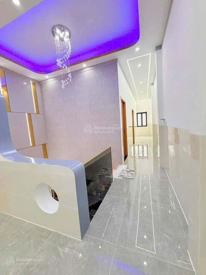 Nhà sổ riêng 2 tầng 127m2 ,tặng full nội thất, giá rẻ nhất khu vực