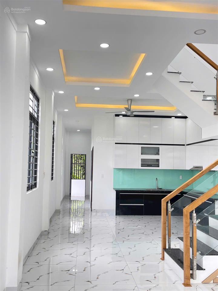 Nhà đã hoàn công 110m2  view sông thoáng mát  tân khánh  tphcm