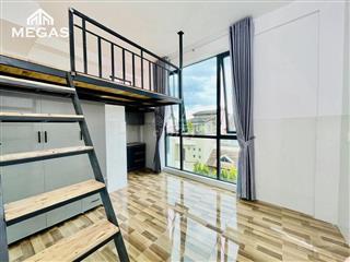 Phòng đẹp cửa sổ trời có gác  gần go trường chinh