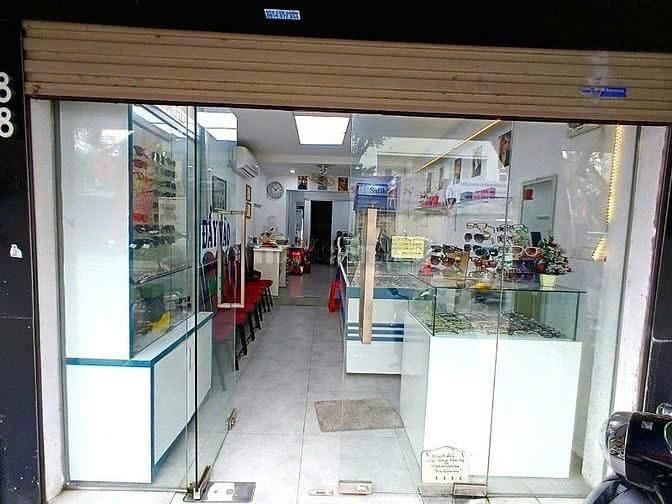 Cần bán căn hộ chung cư hiện có 2 cửa hàng cho thuê tại D8 phố Đặng Văn Ngữ, P Kim Liên