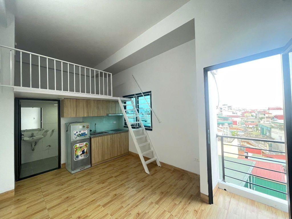 Cho thuê CC mini, có thang máy, có gác xép, có ban công gần trường Bách-Kinh-Xây,  0981888335