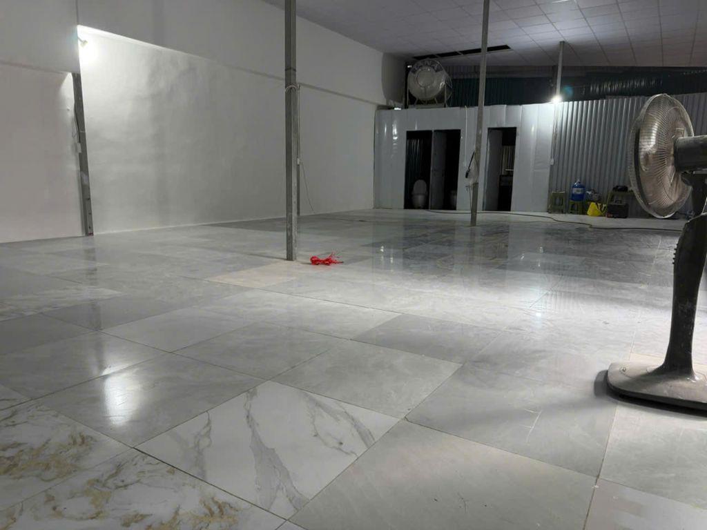 Cho thuê sân vườn tại Tân Xuân,Xuân Đỉnh,ngõ 2 oto tải tránh nhau hợp làm Cafe sân vườn..., 0912172283