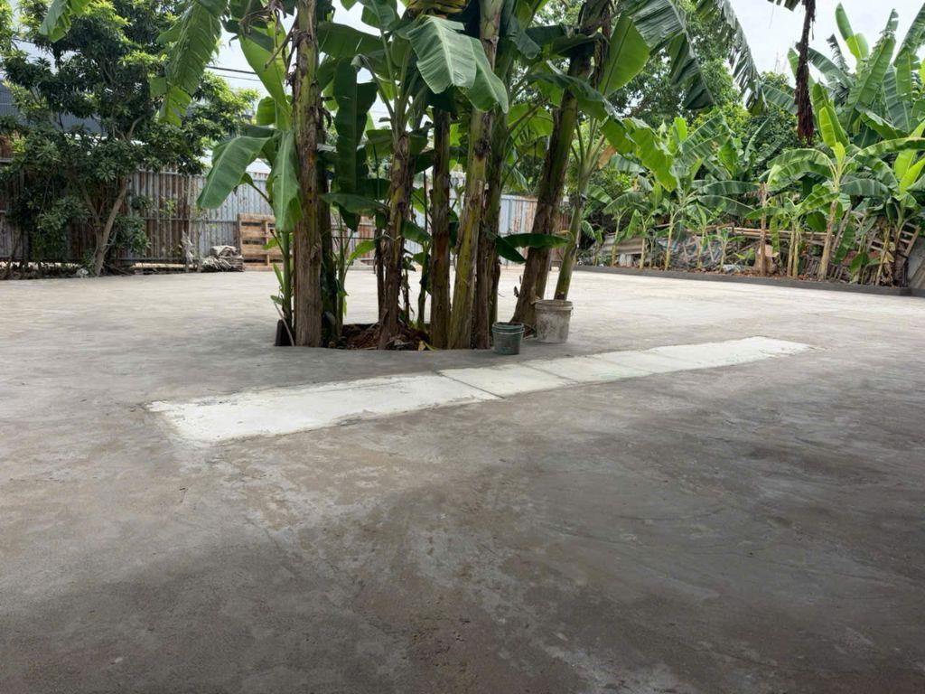 Cho thuê sân vườn tại Tân Xuân,Xuân Đỉnh,ngõ 2 oto tải tránh nhau hợp làm Cafe sân vườn..., 0912172283
