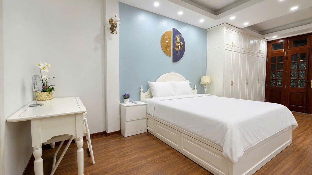 Cho thuê nhà nguyên căn 3 tầng, FULL nội thất tại ngõ 175 Lạc Long Quân, Tây Hồ, 0344828068