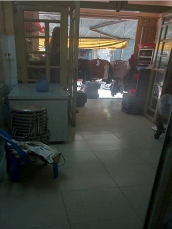 Bán gấp nhà mặt tiền ngay chợ Xóm Chiếu, vị trí trung tâm, thuận tiện ở kết hợp kinh doanh, 0919732233