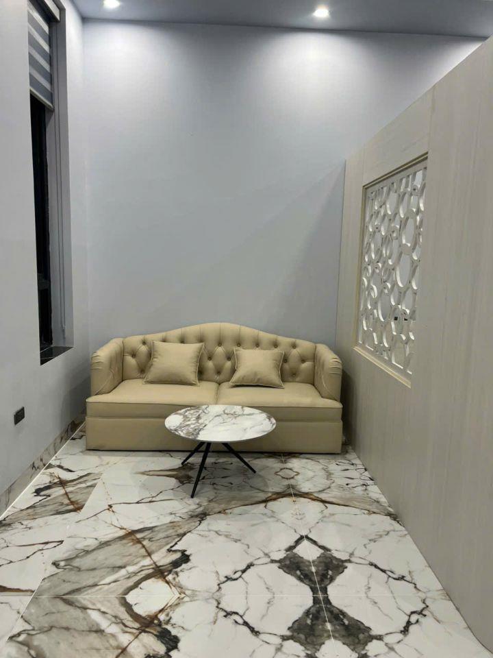 Cho thuê căn hộ Khu đô thị Lousi Hoàng Mai, GIÁ 7.5 TRIÊU, Vào ở ngay, 0916094281 