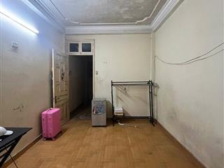 Cho thuê nhà nguyên căn 5 tầng,4 ngủ,3 WC ngõ Linh Quang, Phường Văn Chương, Đống Đa, 0912966760