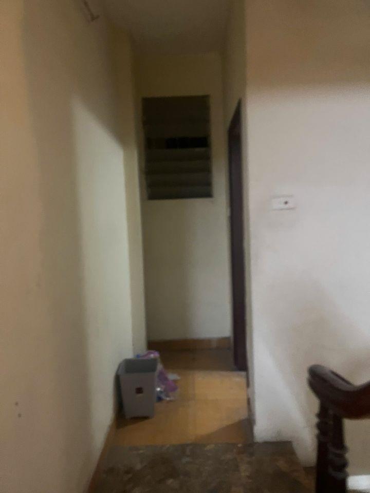 Cho thuê nhà nguyên căn 5 tầng,4 ngủ,3 WC ngõ Linh Quang, Phường Văn Chương, Đống Đa, 0912966760