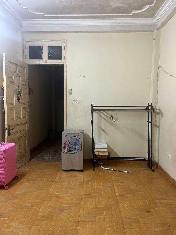 Cho thuê nhà nguyên căn 5 tầng,4 ngủ,3 WC ngõ Linh Quang, Phường Văn Chương, Đống Đa, 0912966760