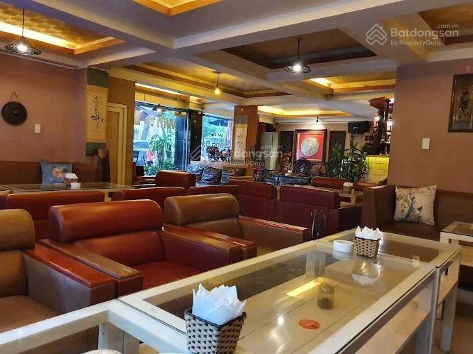 Cho thuê nhà mặt phố nguyễn khánh toàn, cầu giấy 160m2 lô góc 2 mặt tiền có chỗ để xe thoải mái