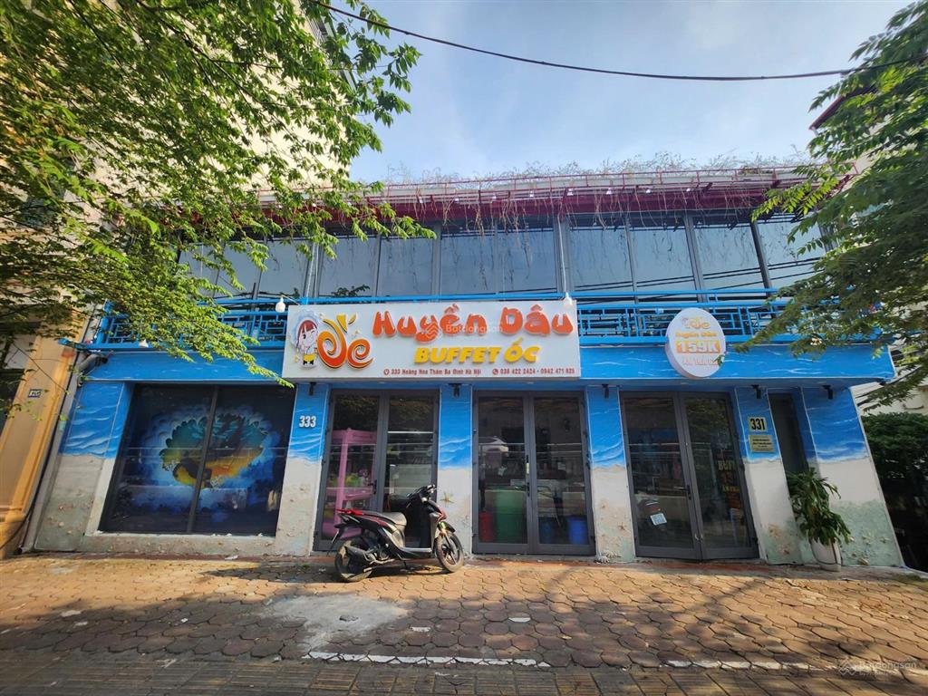 Cho thuê nhà mặt phố nguyễn văn tuyết, đống đa, diện tích 200m x 2 tầng mặt tiền 10m