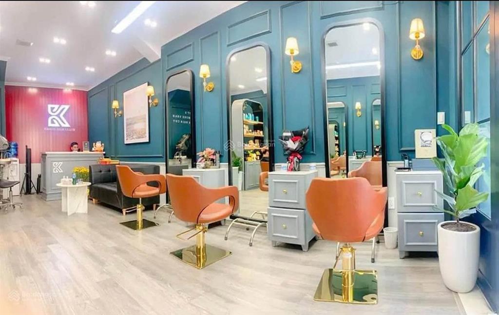 Cho thuê nhà mặt phố nhật chiêu, tây hồ gần 2 con rồng diện tích 70m2 x 3 tầng, mặt tiền 5m
