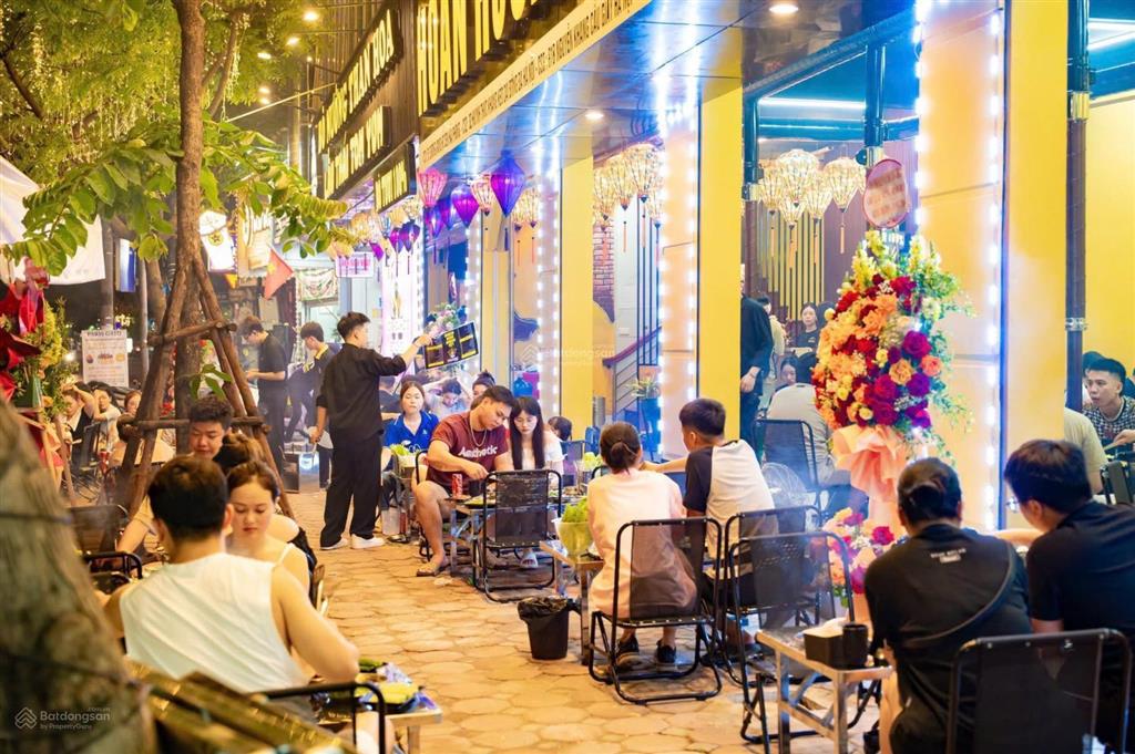 Cho thuê nhà mặt phố lê văn lương, cầu giấy diện tích 290m2 mặt tiền 6m nở hậu 10m