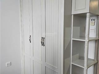 Cho thuê căn hộ 2pn , đầy đủ nội thất. dọn vào ở ngay