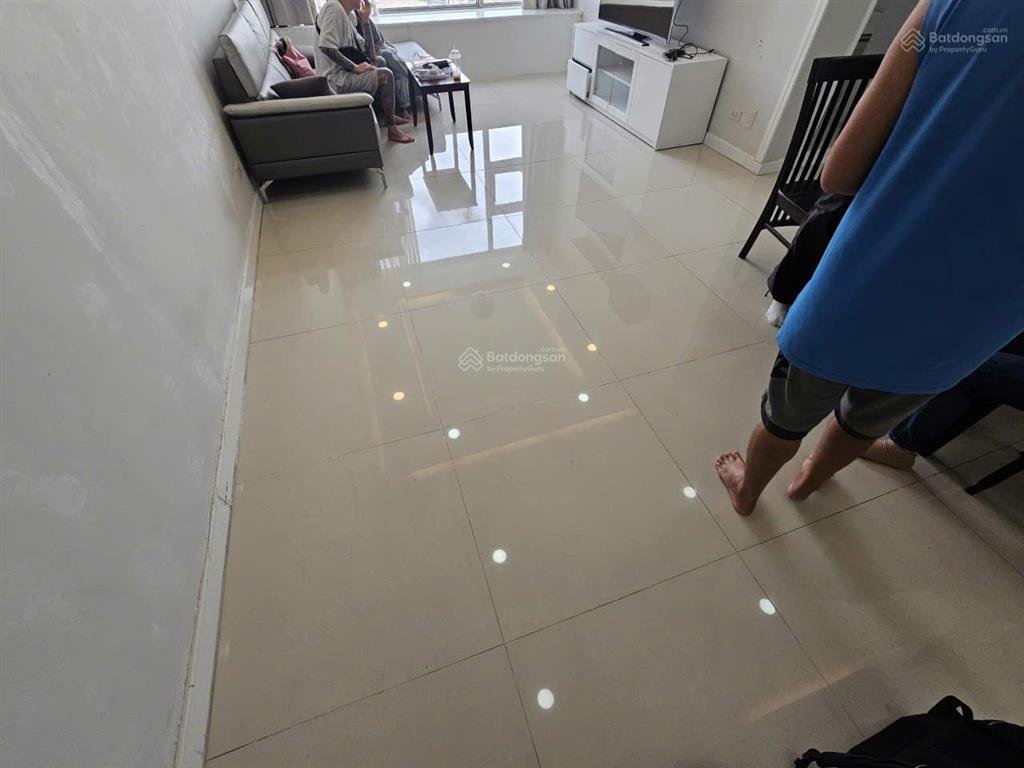 Cho thuê căn hộ 2pn, đầy đủ nội thất, giá thuê 12,5 triệu. nhận nhà ngay