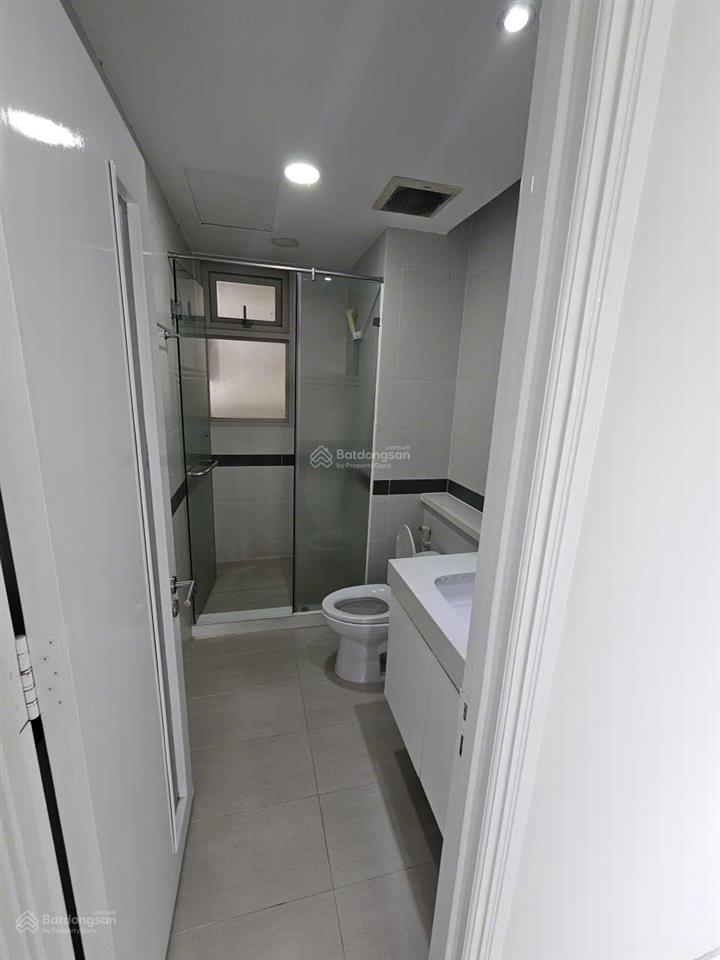 Cho thuê căn hộ 2pn, đầy đủ nội thất, giá thuê 12,5 triệu. nhận nhà ngay