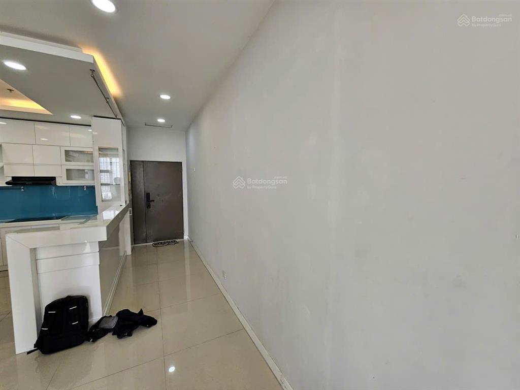 Cho thuê căn hộ 2pn, đầy đủ nội thất, giá thuê 12,5 triệu. nhận nhà ngay