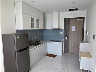 Cho thuê 2pn đầy đủ nội thất, dọn vào ở ngay, khu bs7 tầng 22. giá thuê 11 triệu