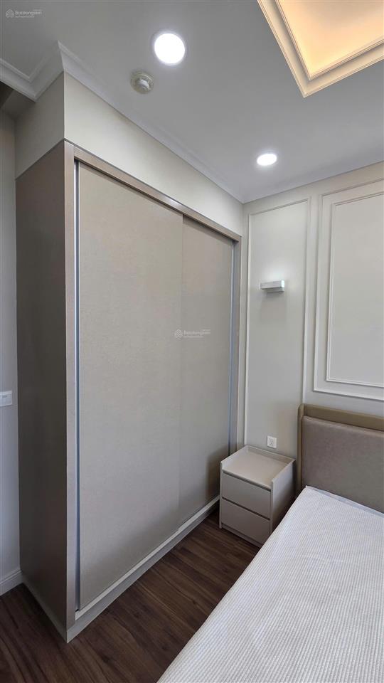 Cho thuê căn hộ 2pn, đầy đủ nội thất, giá thuê 45 triệu. dọn vào ở ngay