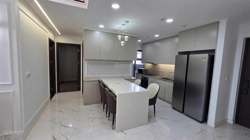 Cho thuê căn hộ 2pn, đầy đủ nội thất, giá thuê 45 triệu. dọn vào ở ngay