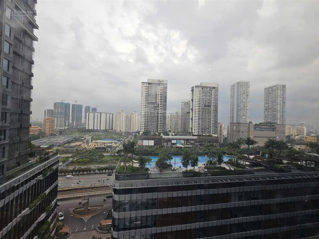 Cho thuê căn hộ 2pn, đầy đủ nội thất, giá thuê 37 triệu bao thuế, dọn vào ở ngay. nhà trống sẵn