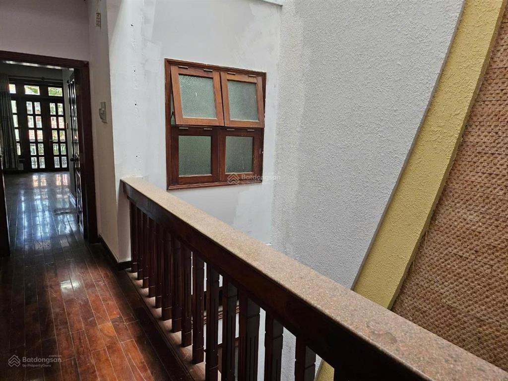 Sang hđt biệt thự nguyễn văn hưởng,quận 2. giá thuê 42 triệu/tháng. giá sang trao đổi trực tiếp