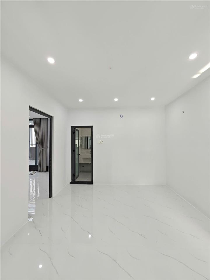 Biệt thự view biển gần bến tàu phú quốc  rạch giá