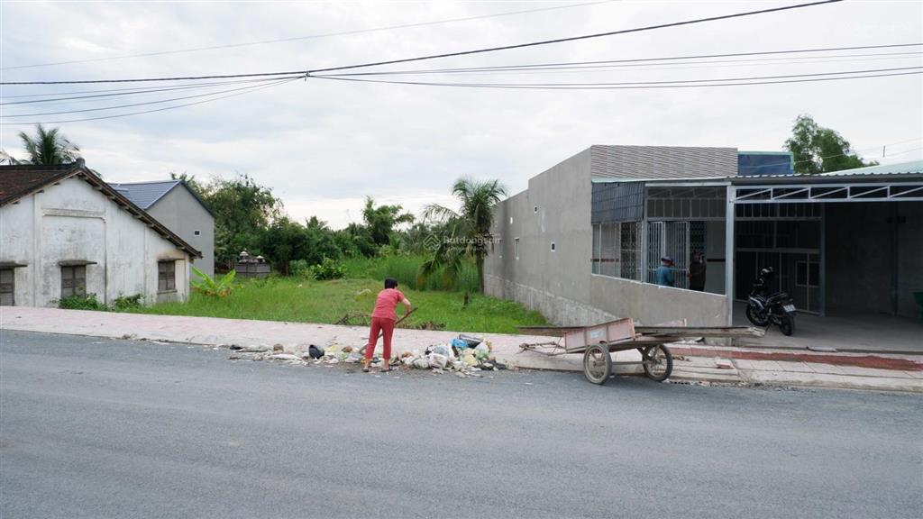 Bán đất chính chủ ngay ngã tư mỹ phú (kết nối đường vành đai thành phố tân an)