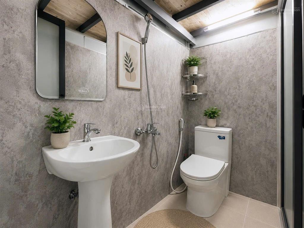 Duplex siêu ngon ở 23 người thoải mái ngay chợ bà chiểu gần cầu bông q1