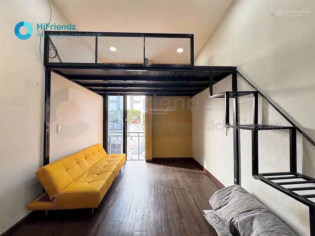 Duplex ban công thoáng rộng rãi ngay sát dh văn lang bình thạnh