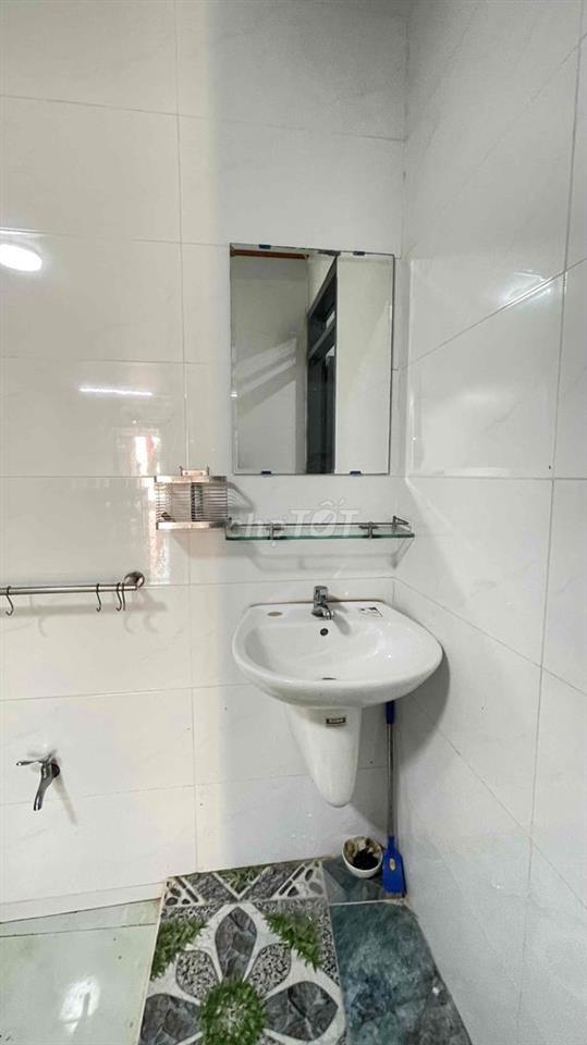 Nhà cho thuê nguyên căn 3 triệu ngay trường