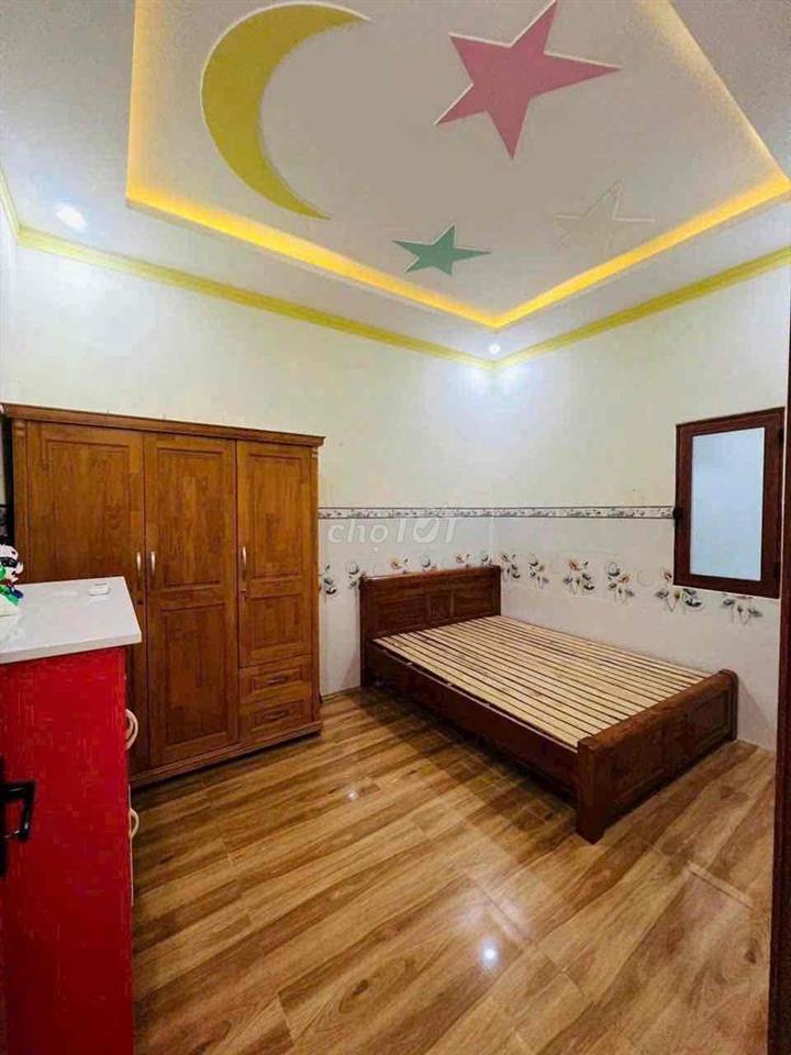 CHO THUÊ NHÀ 1 TRỆT 1 LẦU FUll NỘI THẤT