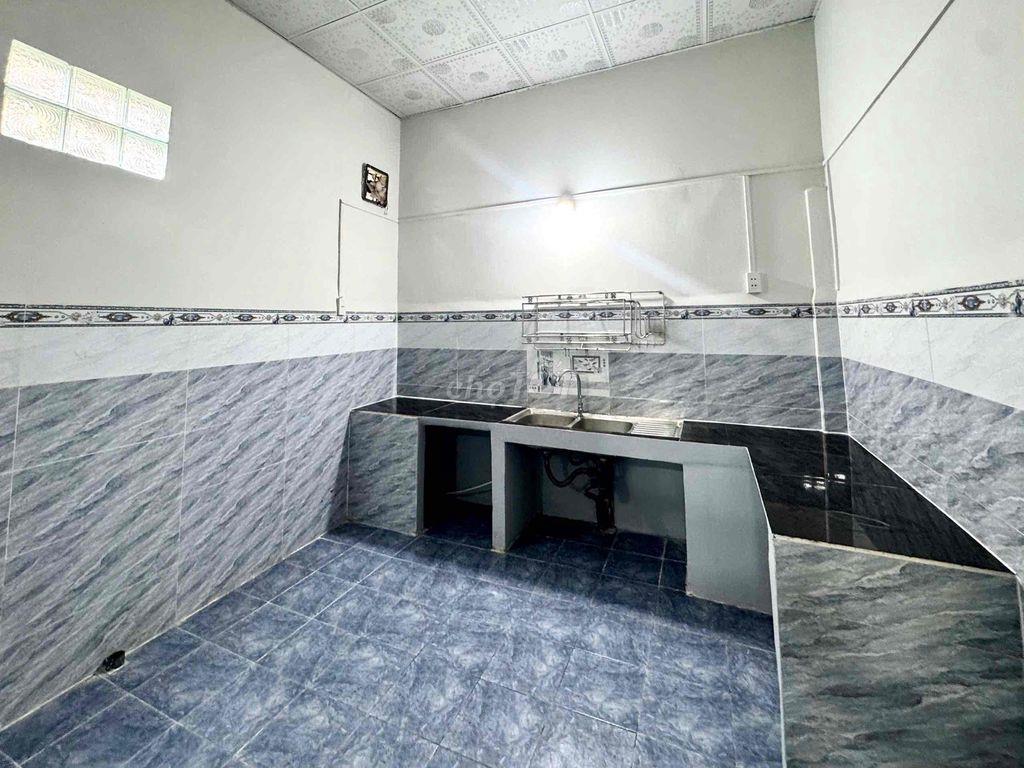 CHO THUÊ NHÀ KP5 NGAy CHỢ PHÚ THỌ SÂN XE HƠI