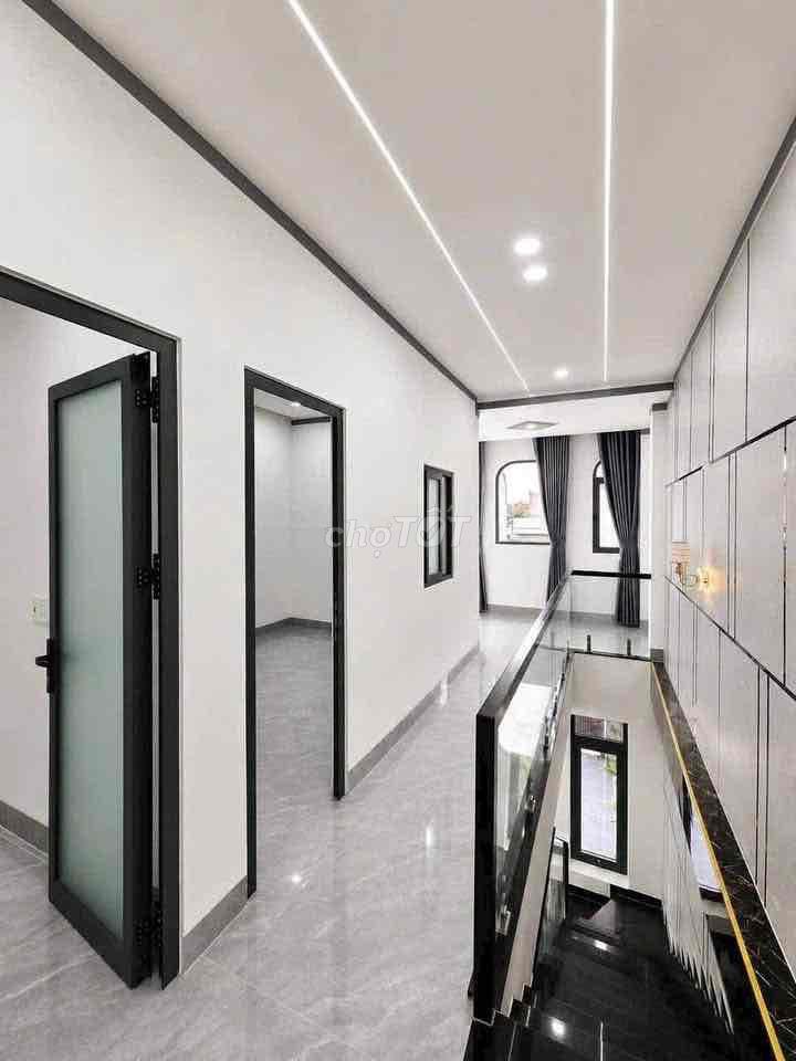 🏡 NHÀ 1 TRỆT 1 LẦU – GẦN CHỢ PHÚ THỌ - XE HƠI ! CHỦ HẠ GIÁ