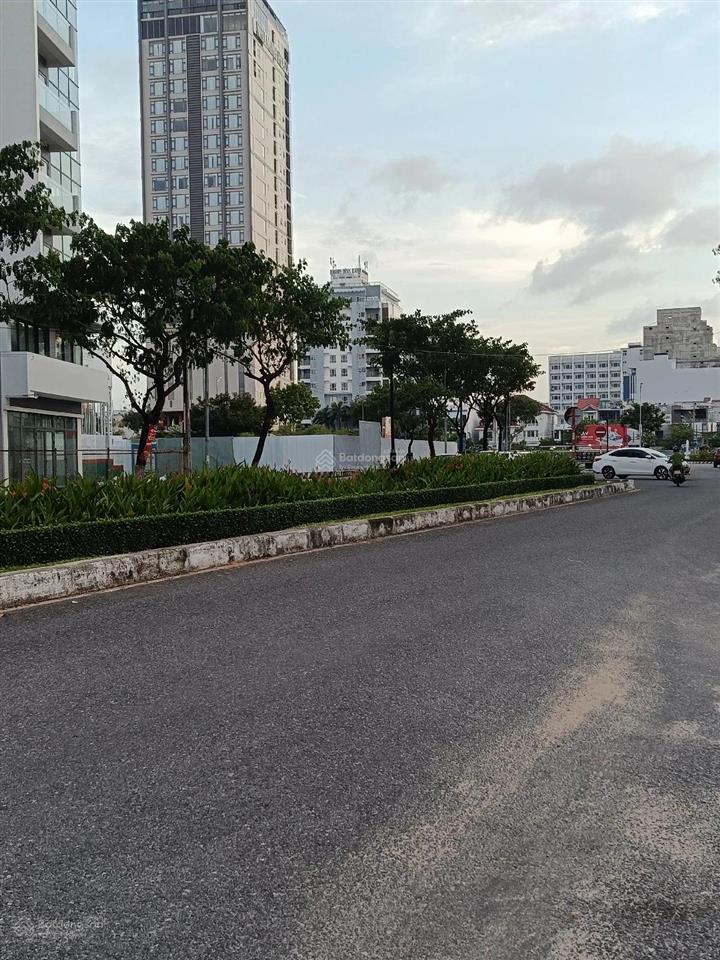 Cực hiếm ! lô gốc an đồn 6  lê văn quý  251m2 ngang 10m hướng đông, xây 12 tầng  giá 58ty