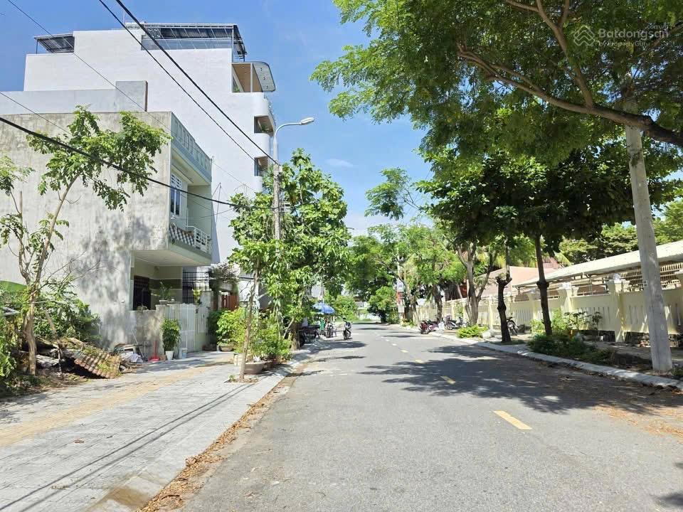 Bán lô hoàng bích sơn  307m2 ngang 15m  gần công viên hồ nghinh  trục 7,5m thông