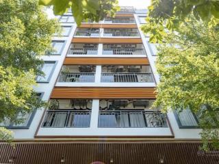 Bán toà căn hộ 10 tầng  27 phòng căn hộ, dòng tiền 2,5 tỷ / năm , giá 59ty9