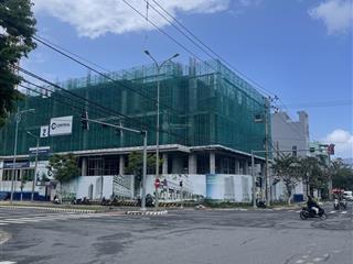 Bán lô gốc 2mt đường hùng vương  hội an , diện tích 500m2  giá 100tr/m2