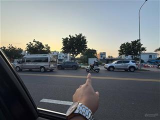 Cho thuê đất mặt tiền hoàng sa  310m2 ngang 15m, view biển, giá chỉ 75tr/tháng, lâu dài