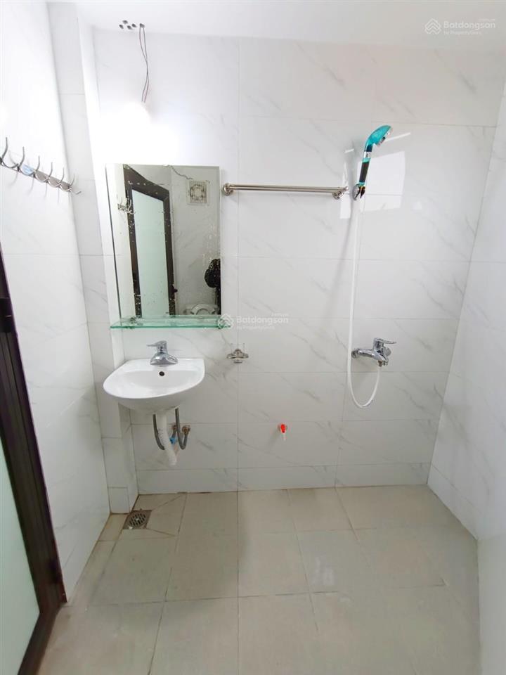 Cho thuê phòng chỉ 3 triệu tại 105 phố linh đường thông 46 ngọc hồi