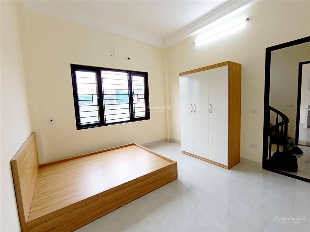 Cho thuê phòng chỉ 3 triệu tại 105 phố linh đường thông 46 ngọc hồi